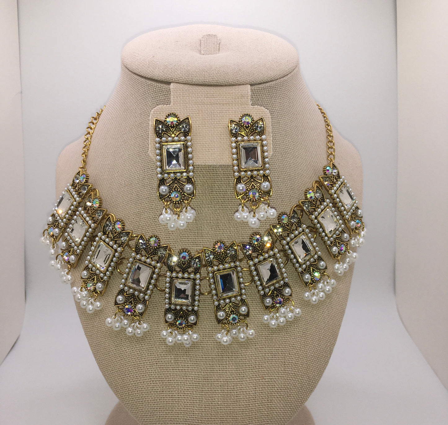 White & Clear Rhinestone Earrings and Necklace Set