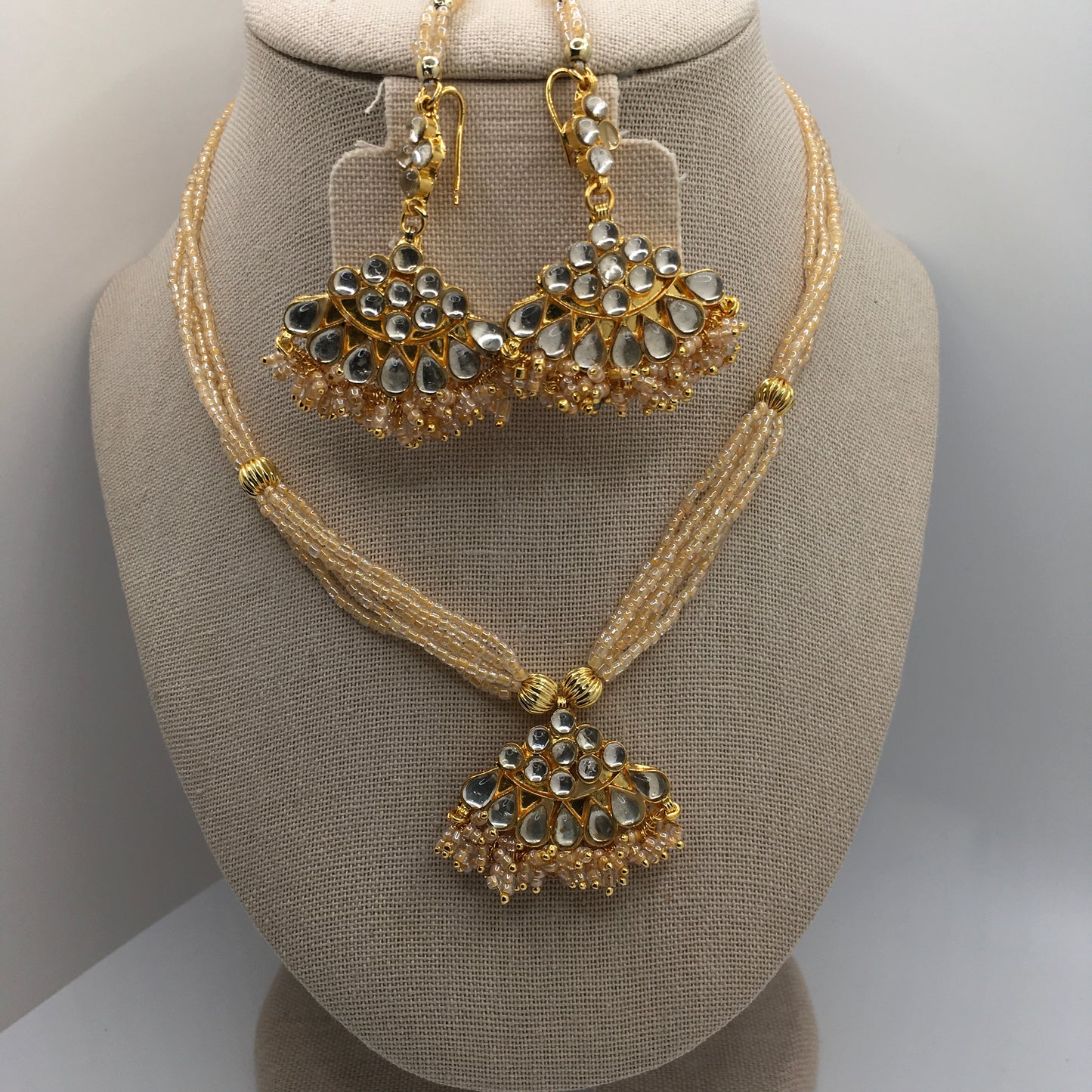 Lightweight Gold and Beige Necklace & Earrings Set