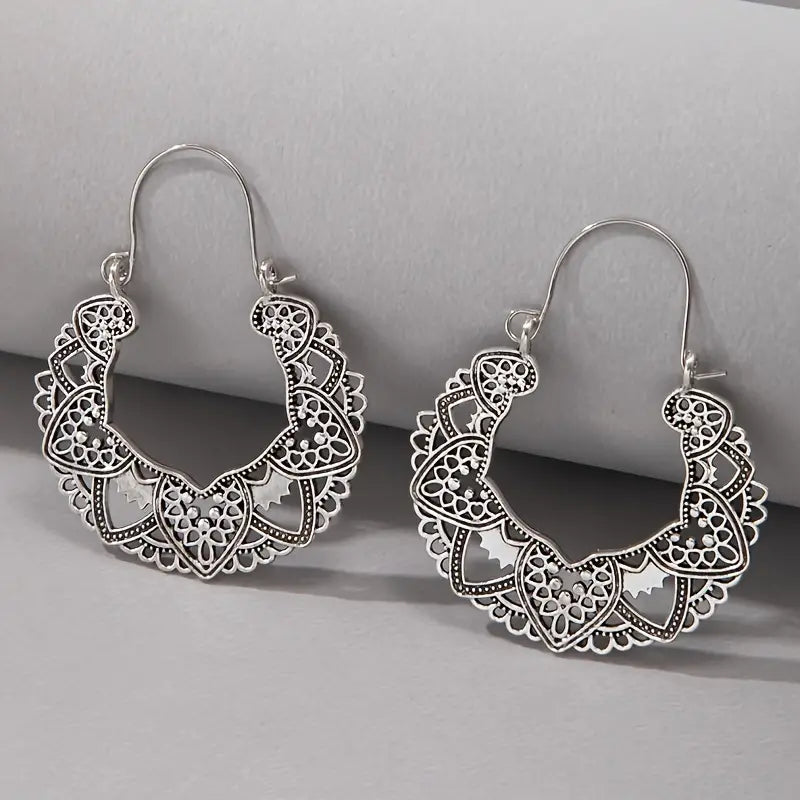 Silver Lightweight Dangle Earrings