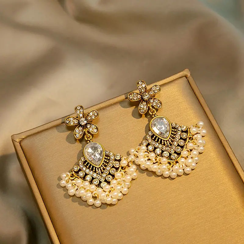 White Rhinestone Flower Earrings